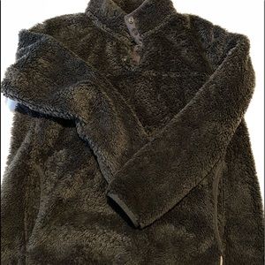 Fuzzy Eddie Bauer 1/4 Snap pullover